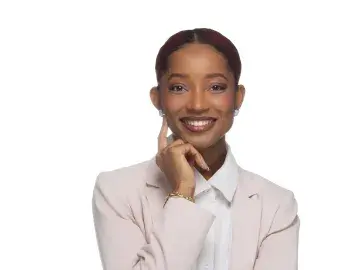 Jalaycia Lewis Headshot 