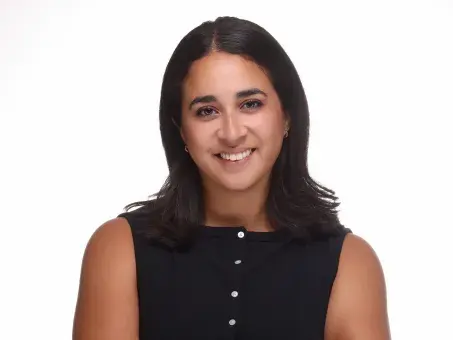Sofia Vegarra Headshot